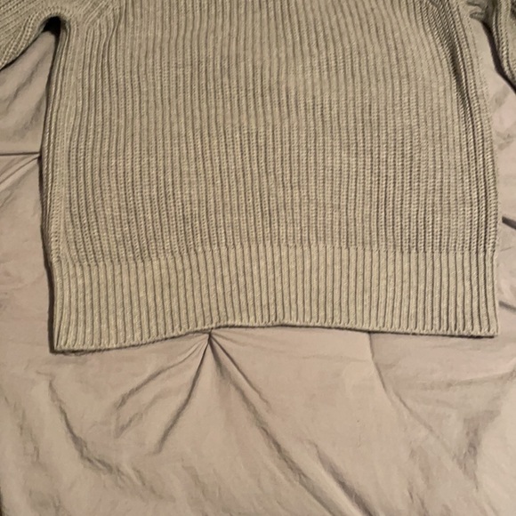 H&M L.O.G.G. Medium Gray Knit Sweater - Picture 4 of 6